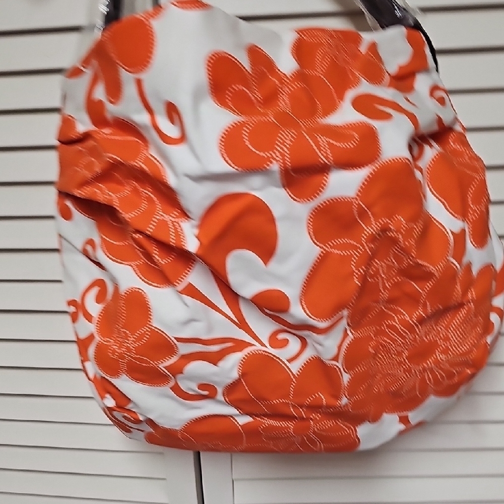 NWT Saks Fifth Avenue Orange and White Floral Slouchy Style Shoulder Bag Zipper - Picture 7 of 9